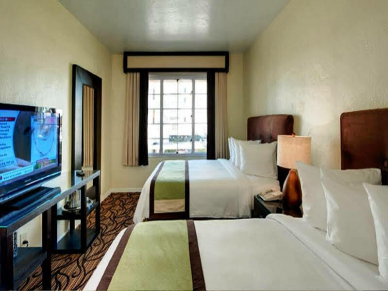 Essex House Hotel Miami Beach Bagian luar foto